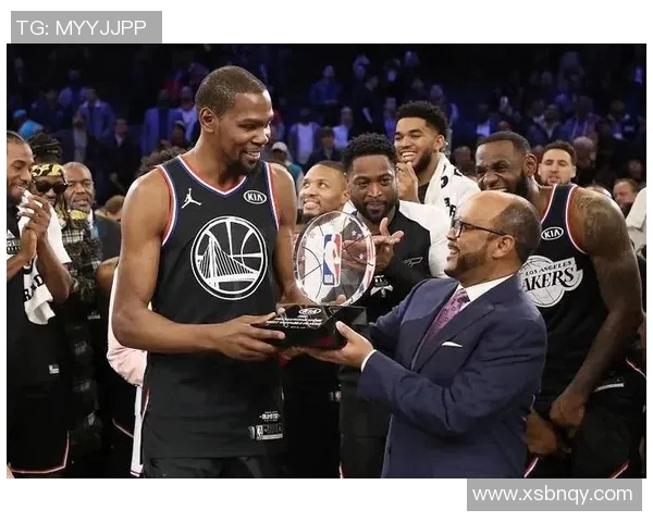 北京首钢与天津荣钢激战正酣谁将赢得这场篮球巅峰对决